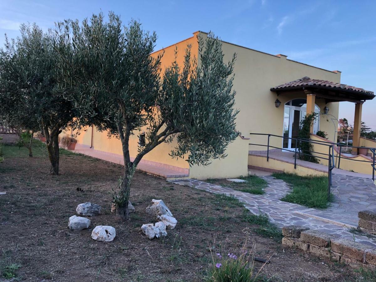Agriturismo "Lo Zafferano" Aprilia Exterior photo
